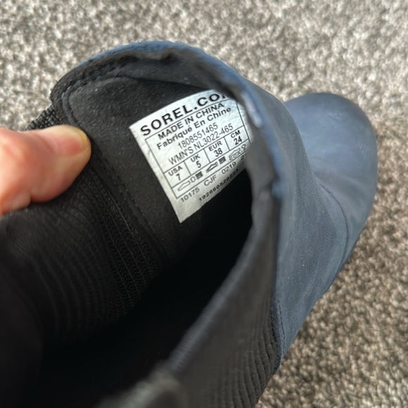 SOREL Wedge Chelsea Boots - Picture 4 of 7